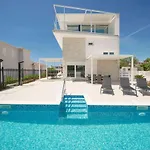 Apartamento Pinia *