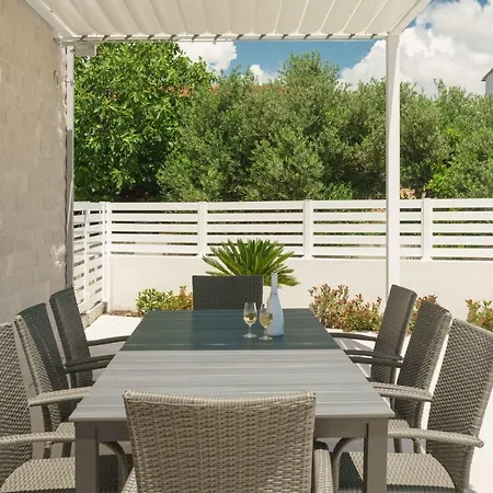 Pinia Apartman